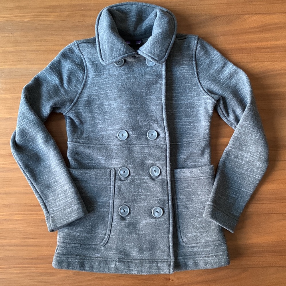 Patagonia Heathered Grey Button Front Active Wear Top Size Small